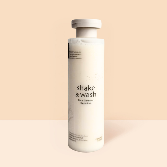 Face Cleanser, Shake & Wash - Geranium, Common Goods Malaysia 200ml